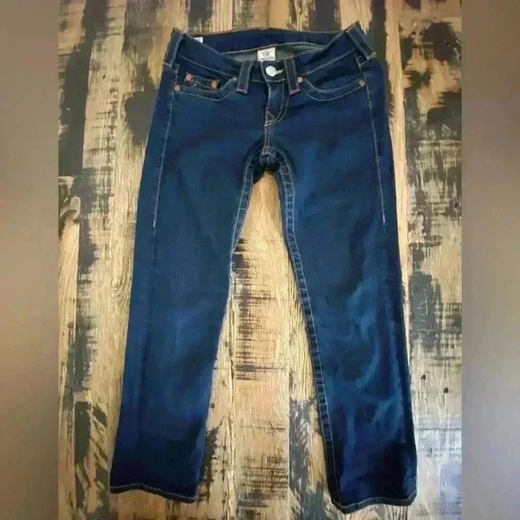 True Religion Lizzy Dark Wash Cropped Jeans Size 26 - Picture 1 of 12